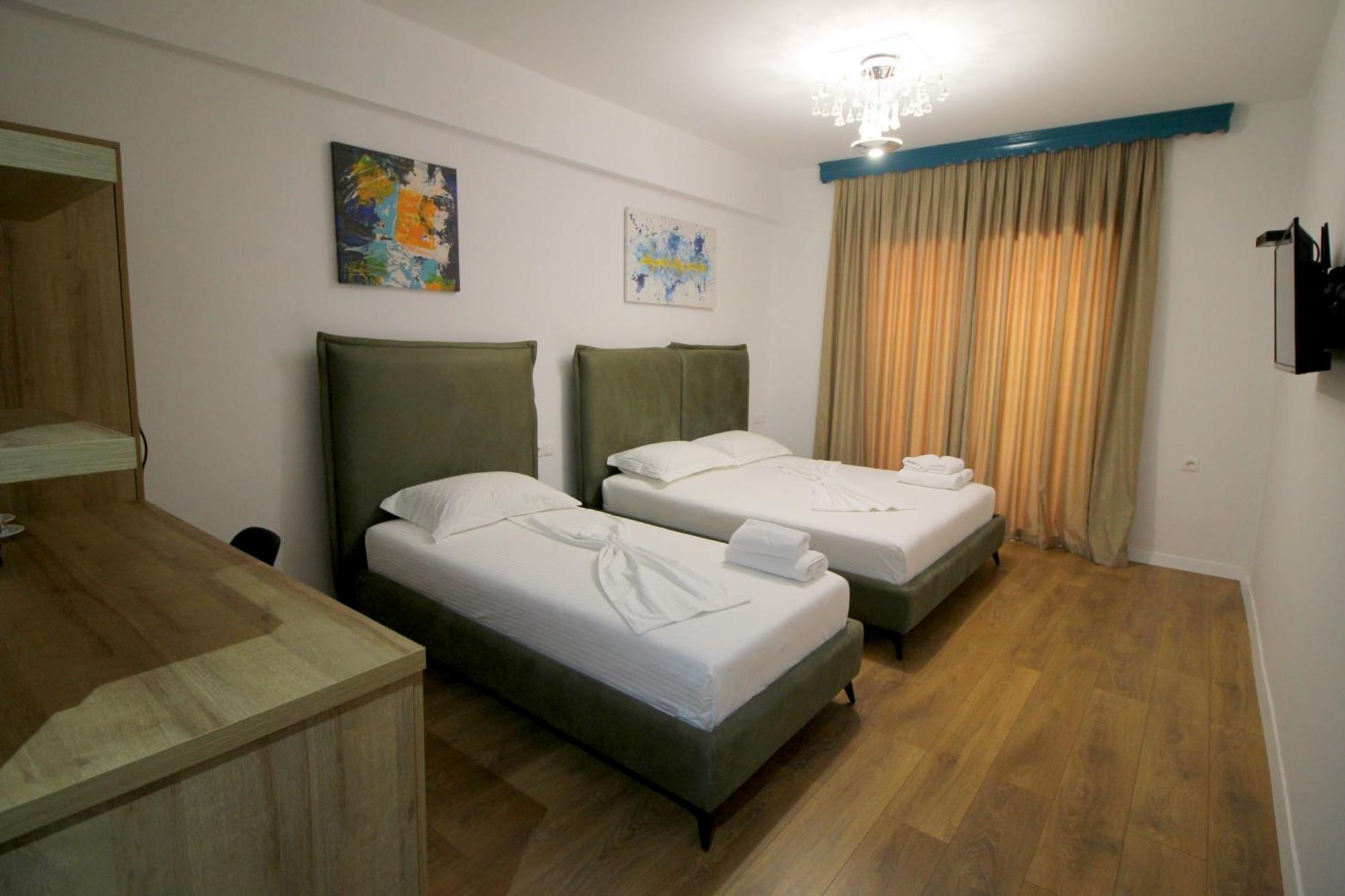 Ortus Rooms Саранде Екстериор снимка
