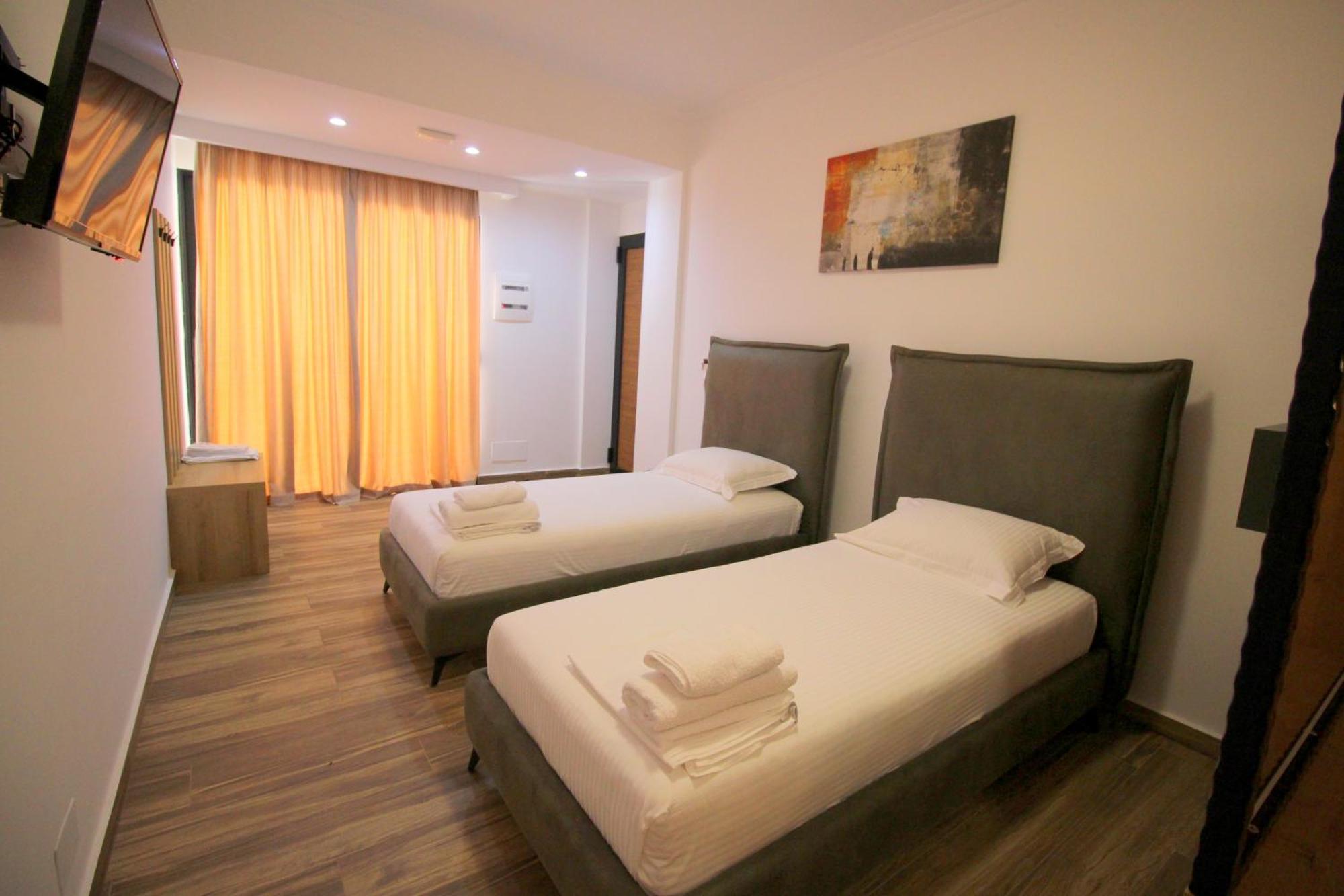 Ortus Rooms Саранде Екстериор снимка